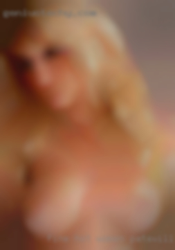 Fine hot women love to suck on in Paintsville, KY. Fine hot women love to suck on in Paintsville, KY.